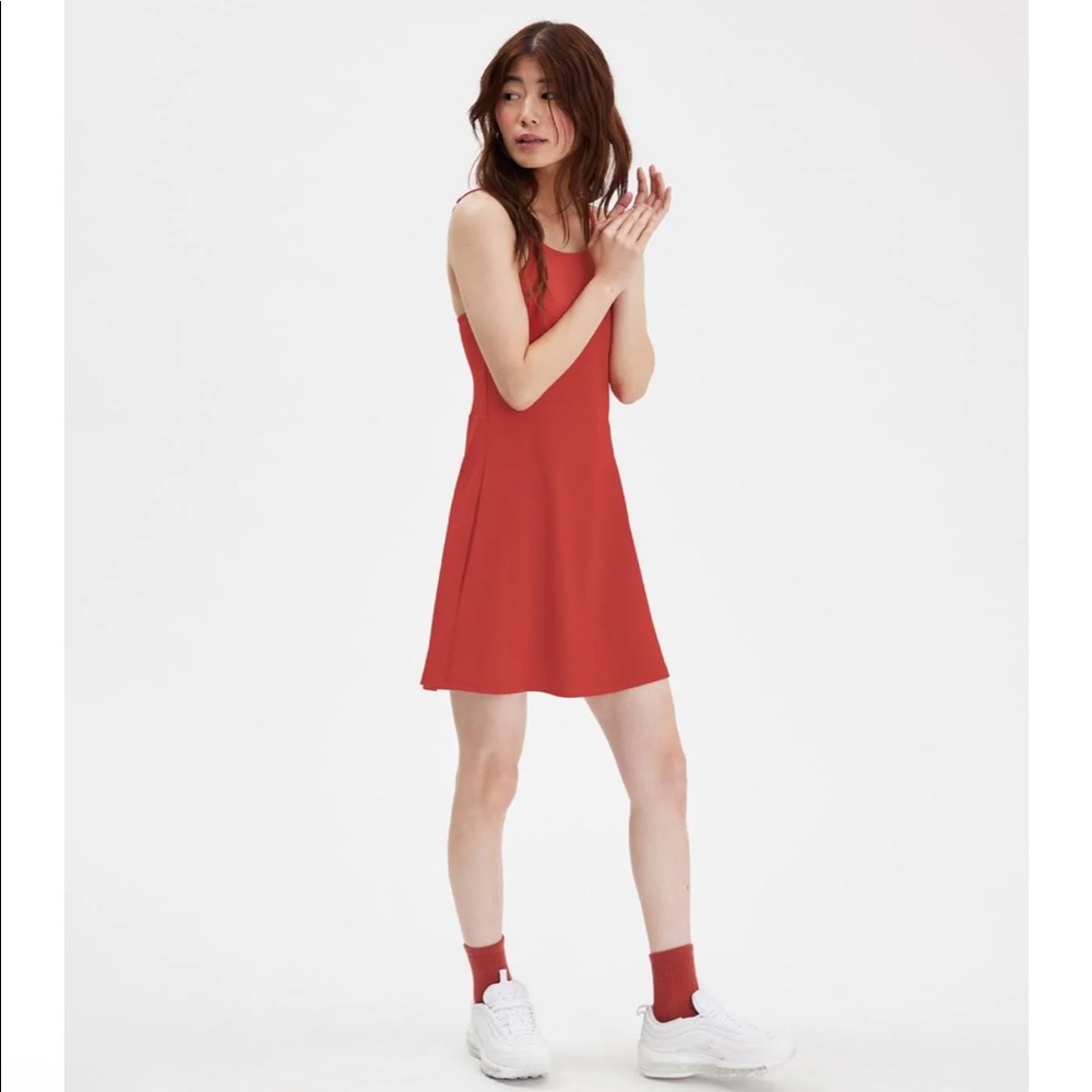 BNWT Girlfriend Collective Naomi Workout Dress in Lava, size M